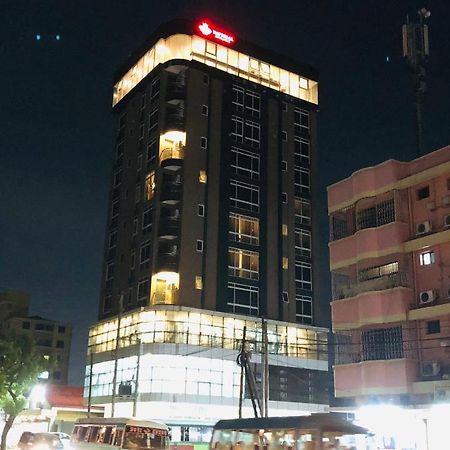 Imperial Hotel & Apartments Дар-эс-Саламе Экстерьер фото