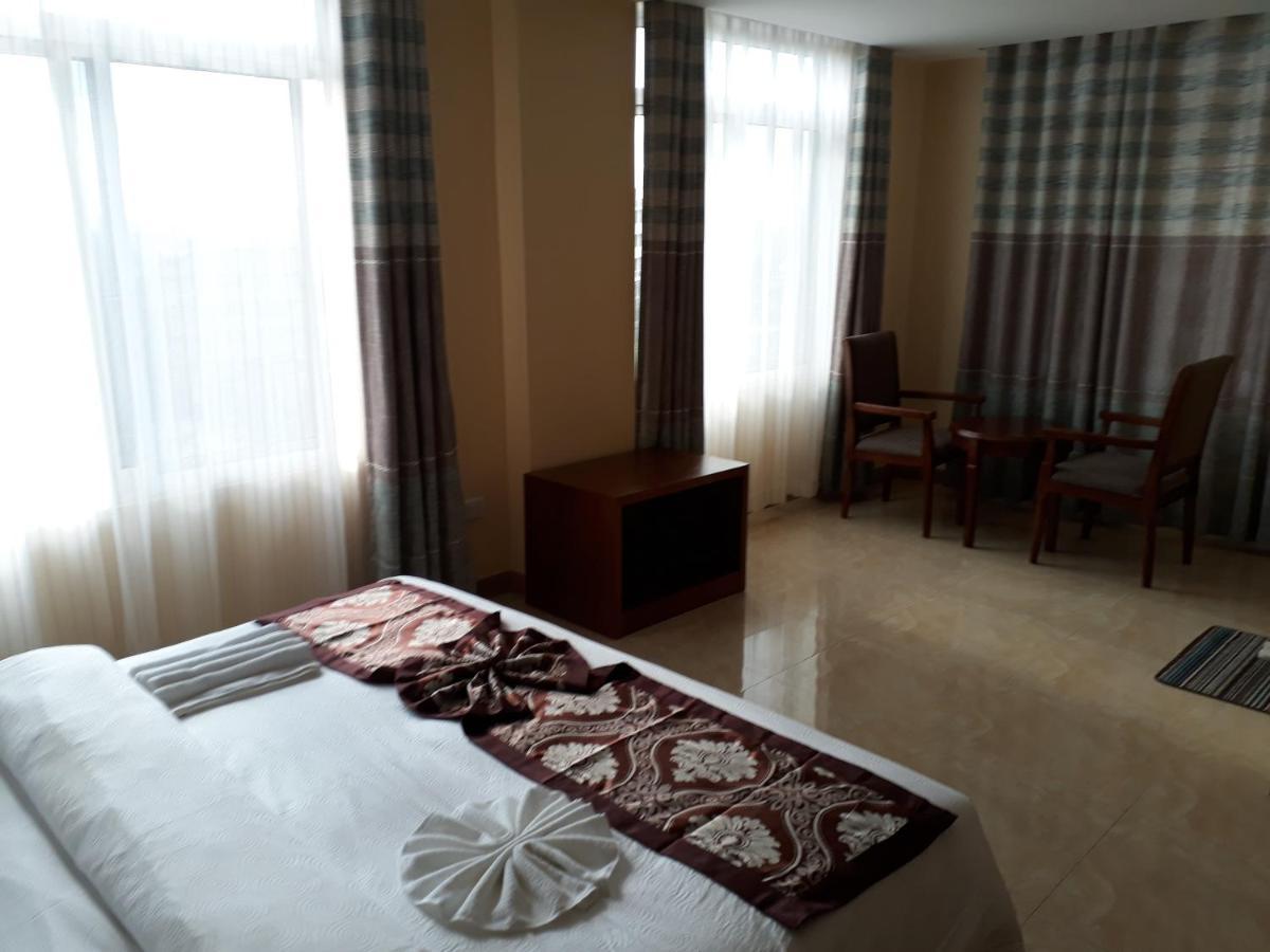 Imperial Hotel & Apartments Дар-эс-Саламе Экстерьер фото
